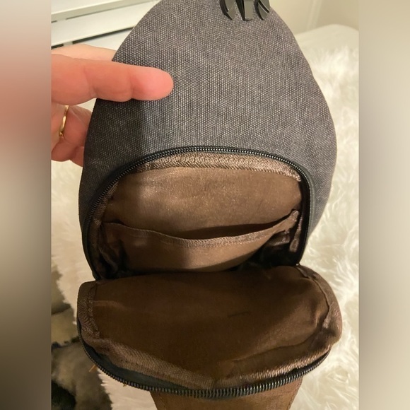 Cross body travel bag/pocketbook new - Picture 2 of 8